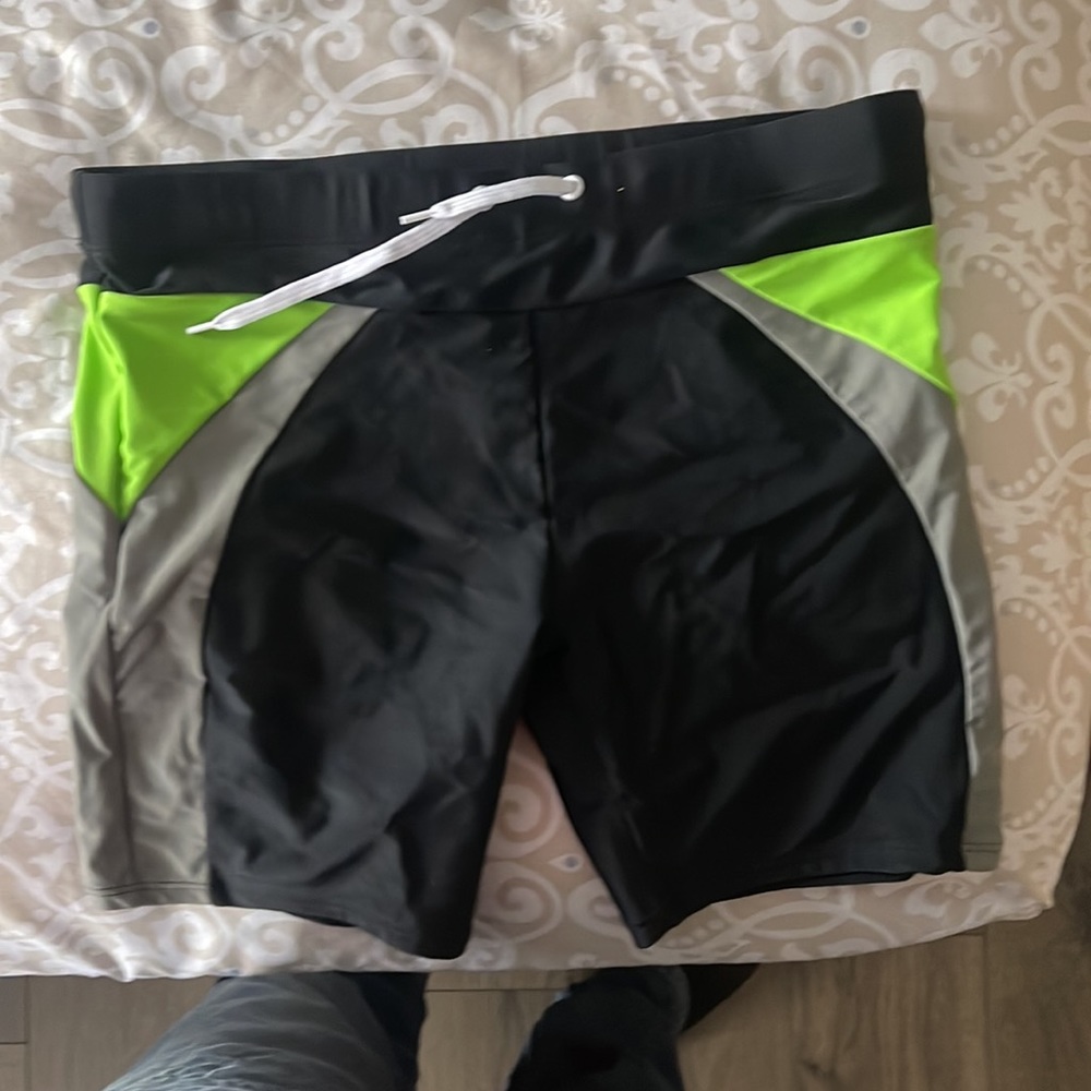 Swim trunks - Picture 3 of 3